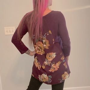 Women’s purple flower long fashion lightweight sweater, Medium